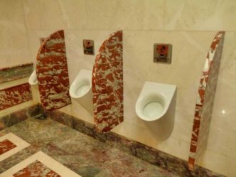 Historische-Toilette-GUM-Moskau-Bild-009