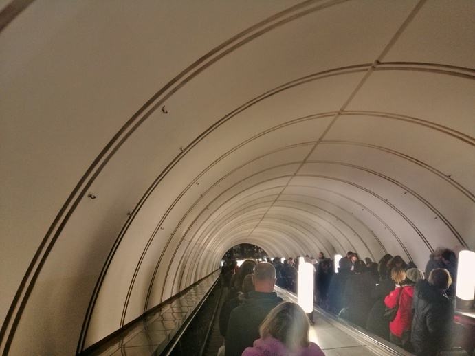 Metro-Moskau-025