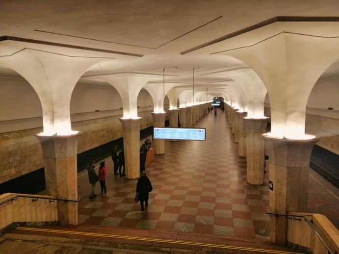 Metro-Moskau-073